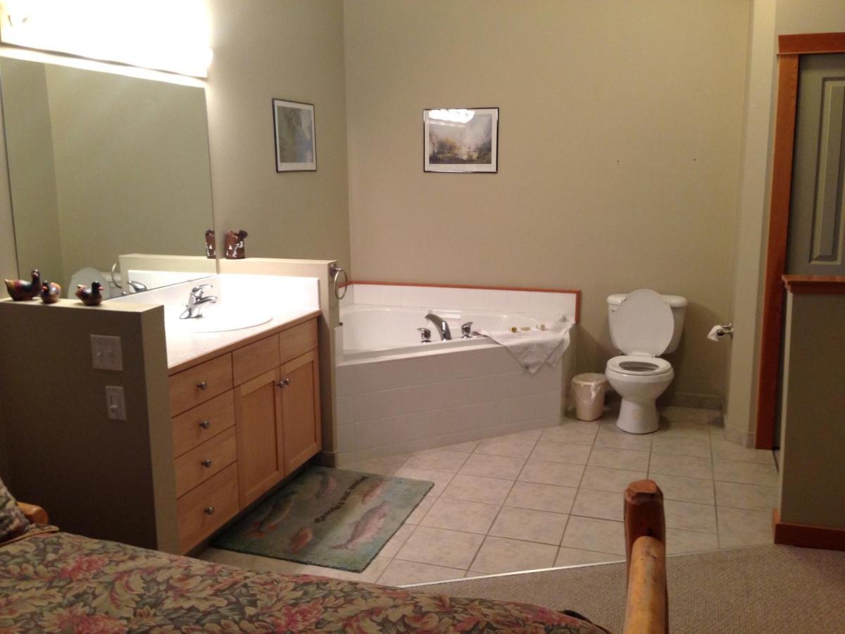 Apartment 405 Bear Creek Crossing Canmore Extérieur photo